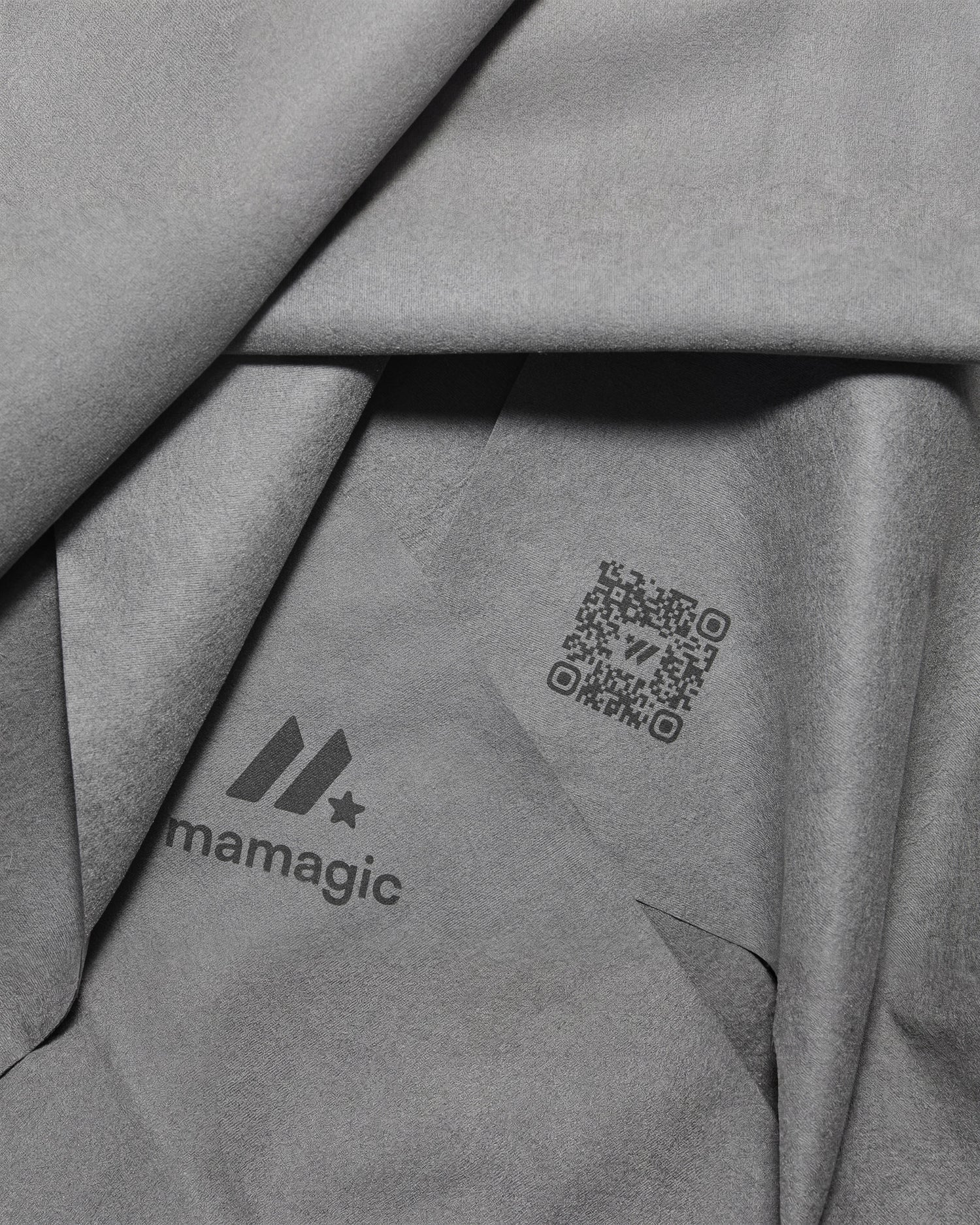 Nano Cloth™ – Streak-Free Cleaning With Just Water
